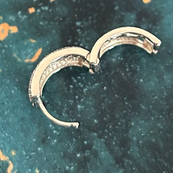 NWT Filigree Wide Pavé Huggie Hoop Earrings - Picture 5 of 11